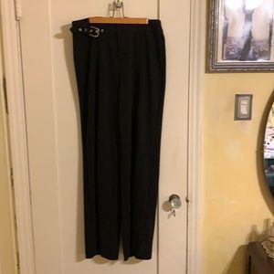 Elegant wide legged dress pants in black